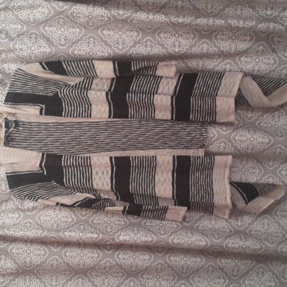 Womens lightly woven sweater cardigan